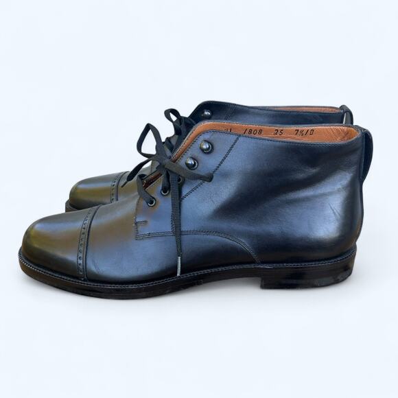 Salvatore Ferragamo Giovanni Nero Calf Leather Ankle Boots Black Cap Toe sz 7 D - Picture 1 of 15